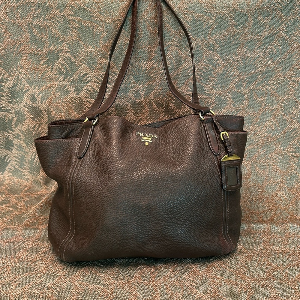 Vintage Prada Vitello Diano shoulder bag in brown.